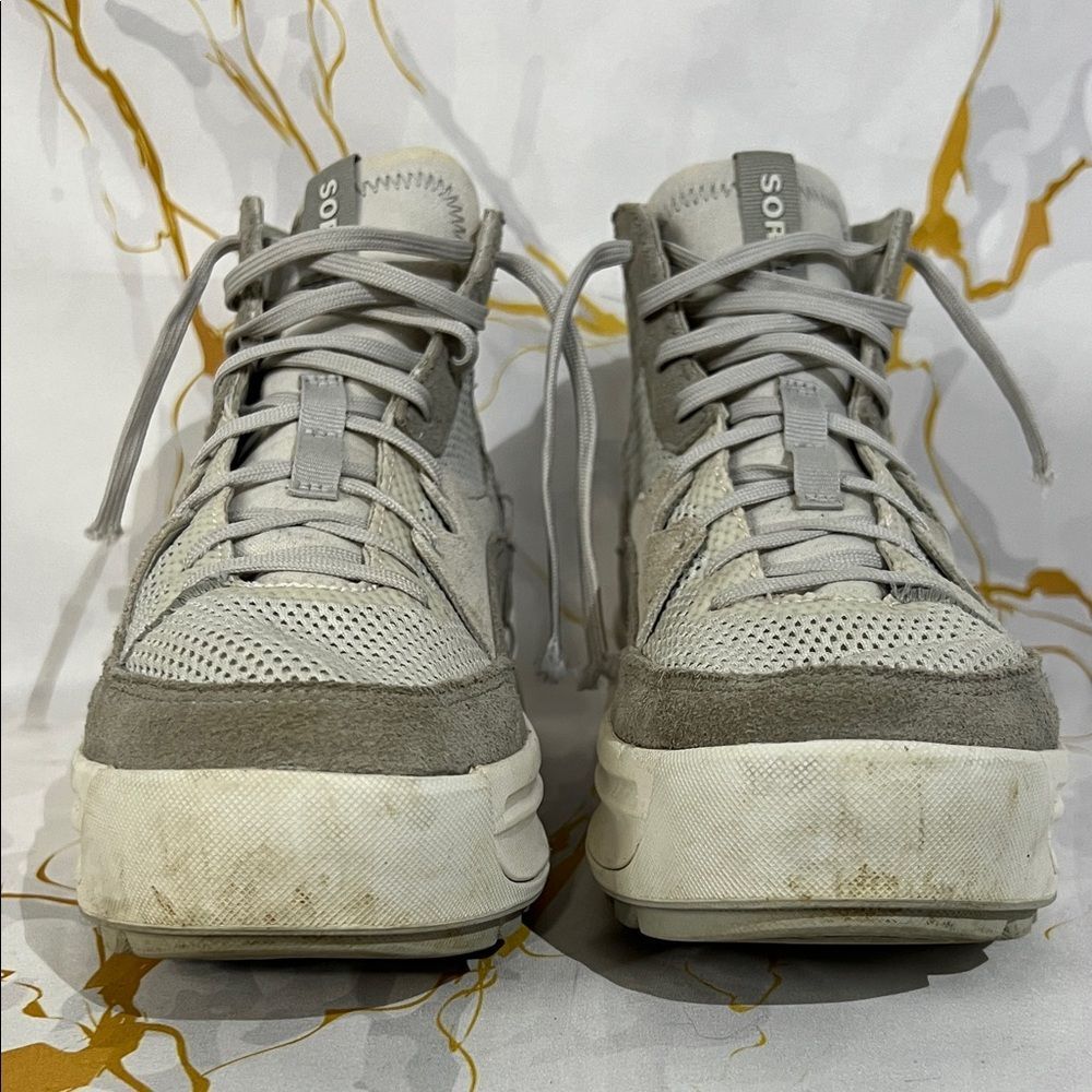 *🍁FALL VIBE🍁
Sorel ONA 503 Knit Mid sneaker in the Moonstone/Dove colorway - Picture 5 of 13